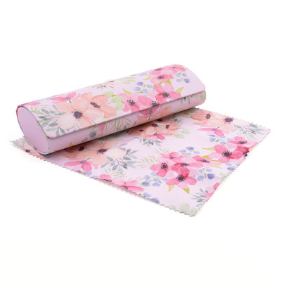 Футляр для очков на магните с салфеткой FM-803-477